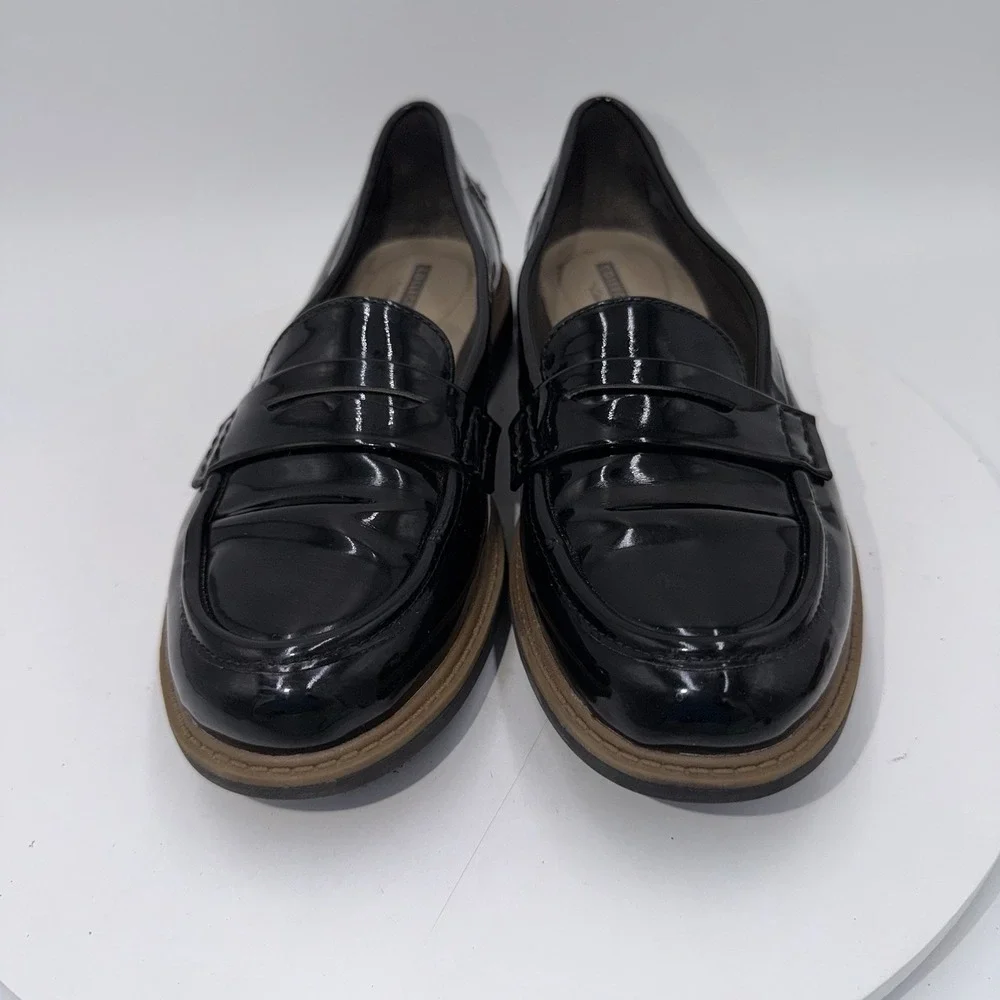 Clarks Womens Raisie Arlie Patent Penny Loafer Size 6.5M Leather Shoe Lug Sole